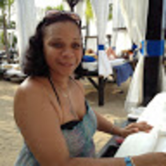 Meet your Posher, Ms. ginger - Picture 1 of 1